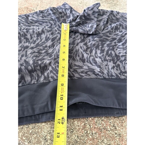 Athleta Trekkie North Printed Short Lynx Navy Sold Out Womens  14 Blue‎ Pockets - Picture 11 of 16